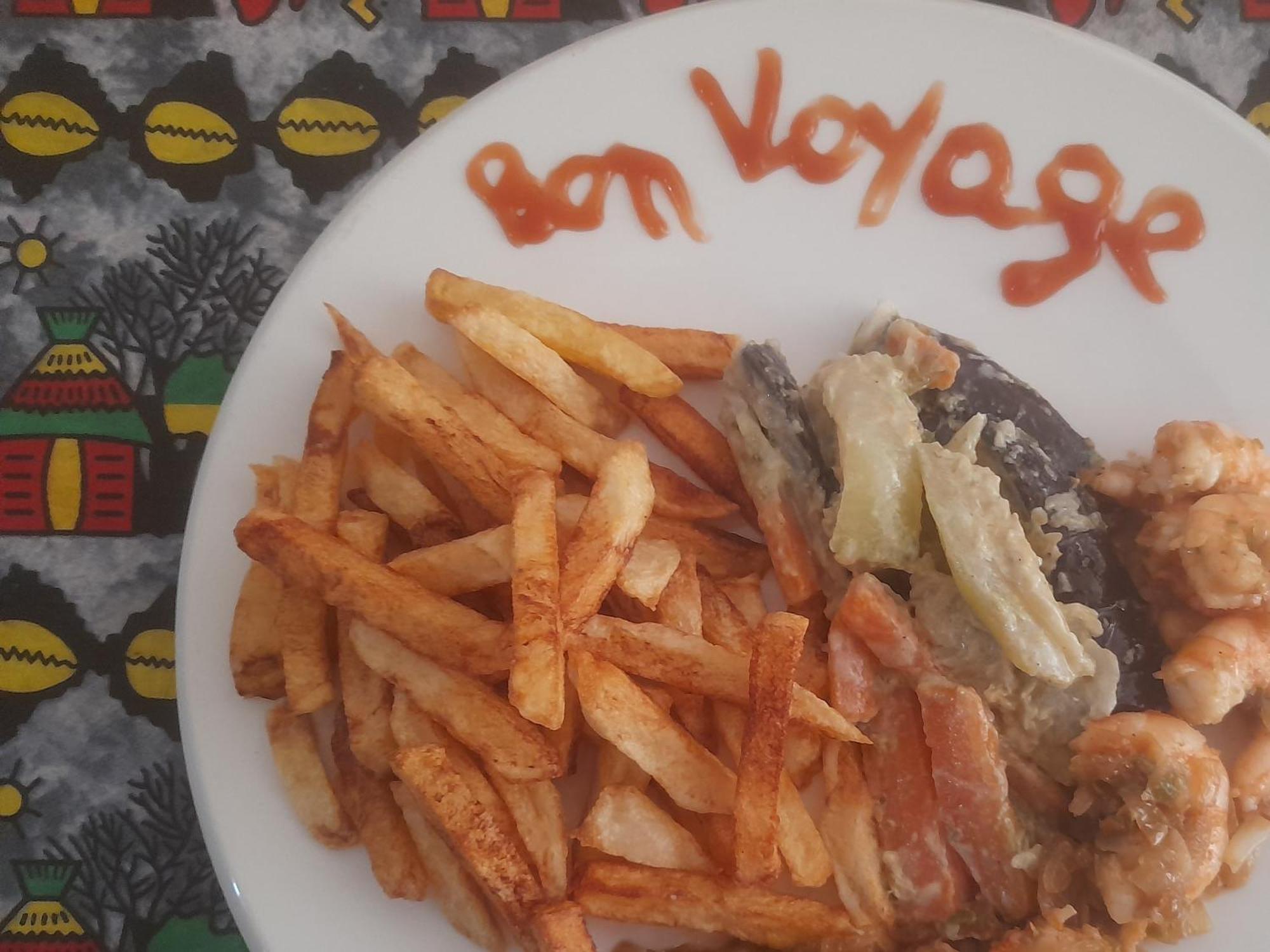 Appartement Familial Spacieux Avec Climatisation Ziguinchor Bagian luar foto