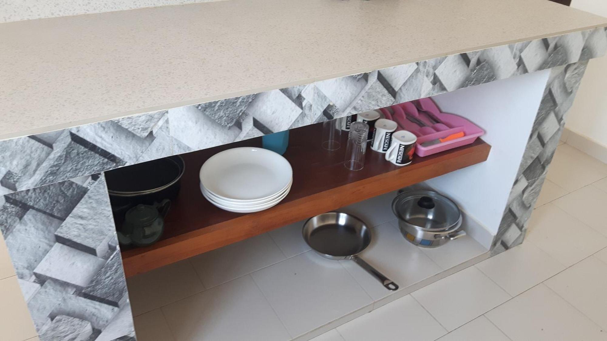 Appartement Familial Spacieux Avec Climatisation Ziguinchor Ruang foto